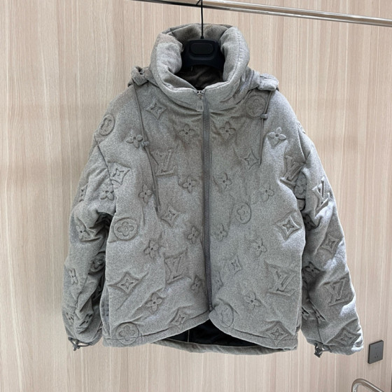 LV S-XL 26yr25